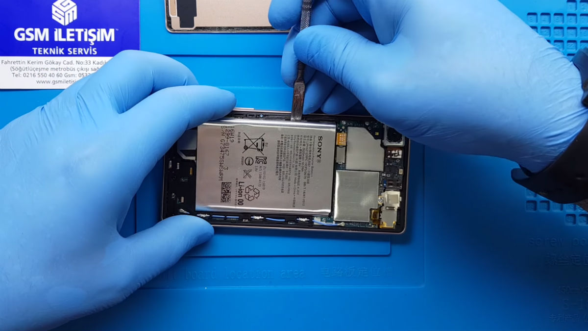 Sony Xperia Batarya Değişimi Nasıl Yapılır